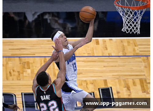 全面解析NBA赛事：深度分析比赛战术、球员表现及赛季趋势